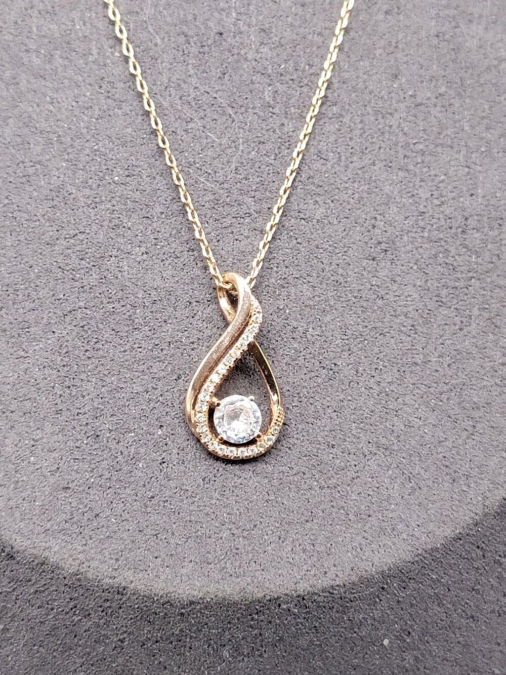 14kgp CZ Infinity Pendant Necklace Cubic Zirconia Rose Gold Plated 17" Chain